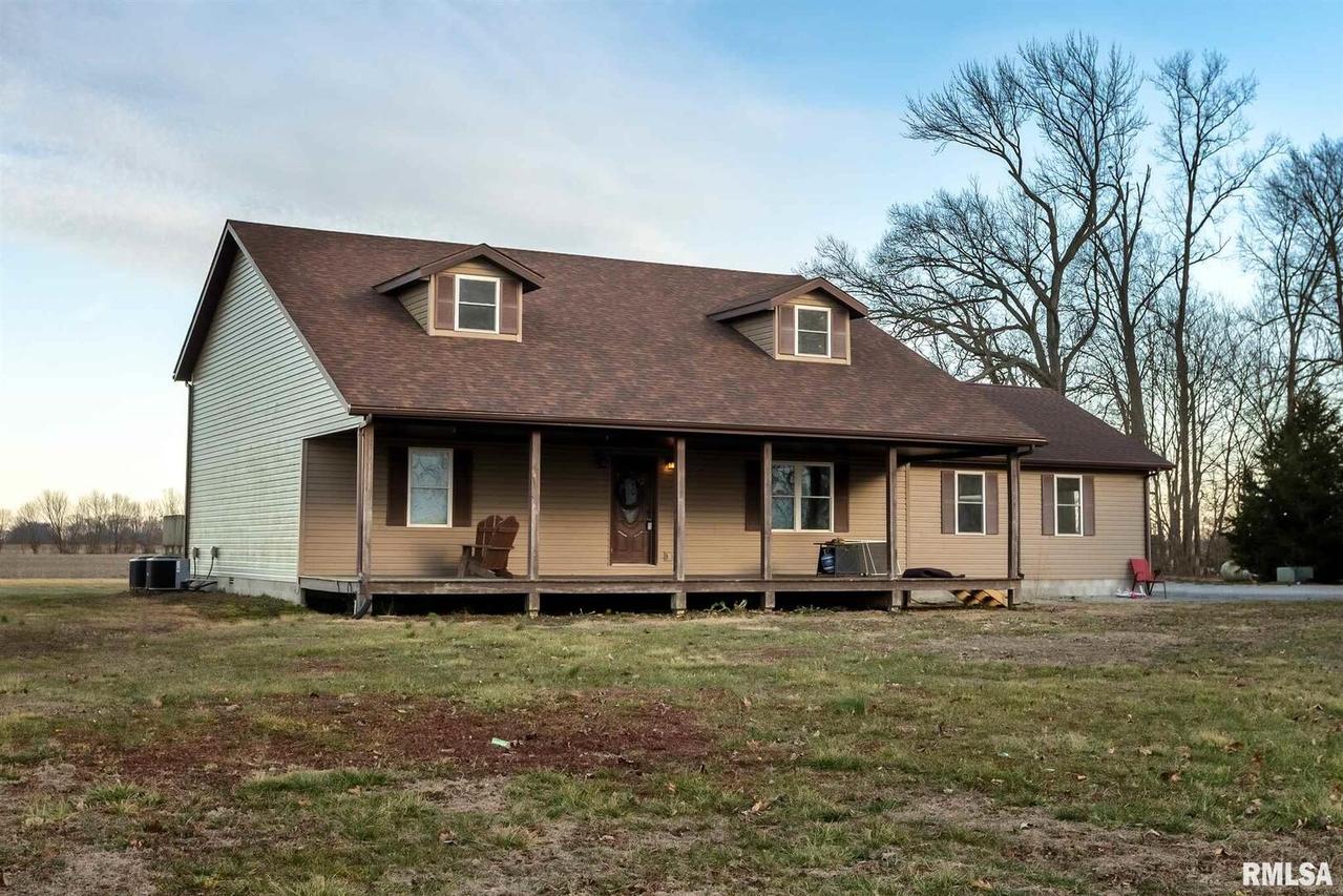 1340 Crossroad School Rd., Eldorado, IL 62930