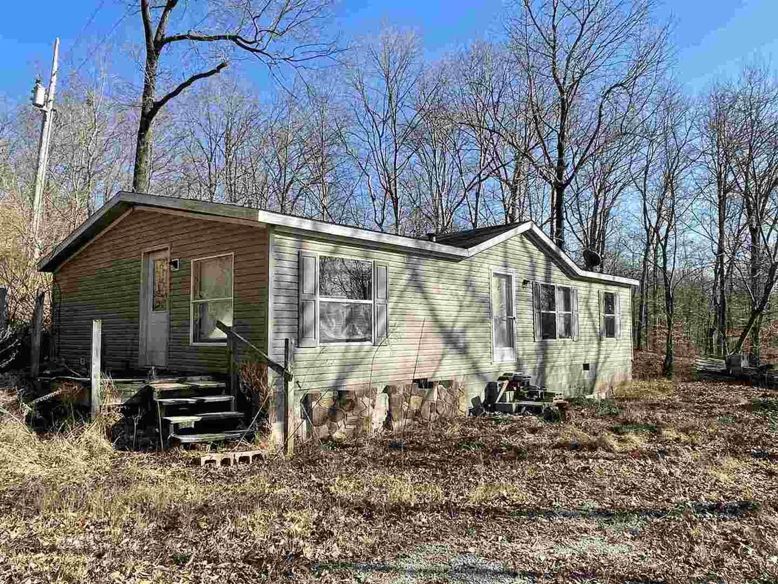 1528 Morgan School Rd., Jonesboro, IL 62952