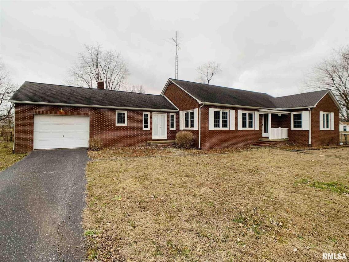 814 E Main St., Ridgway, IL 62979