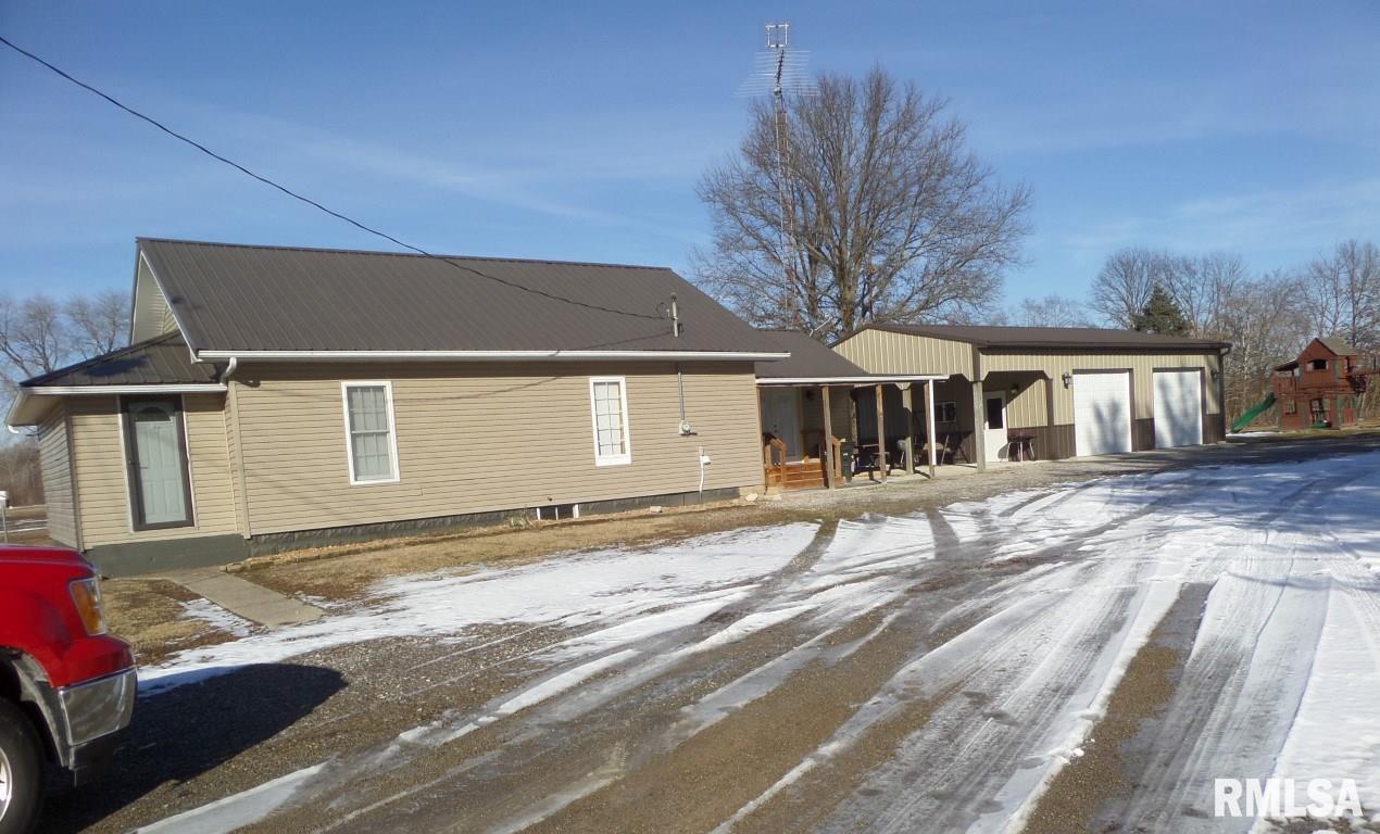 4852 N Nason Ln., Bonnie, IL 62816