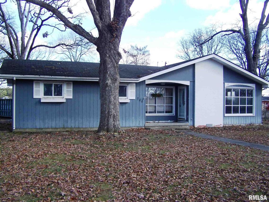344 Oak Tree Ave., Salem, IL 62881