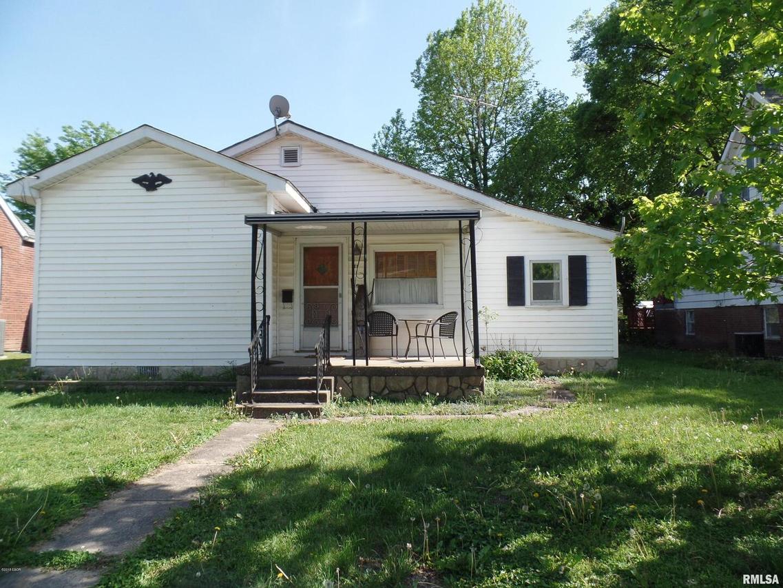 111 Ford St., Harrisburg, IL 62946