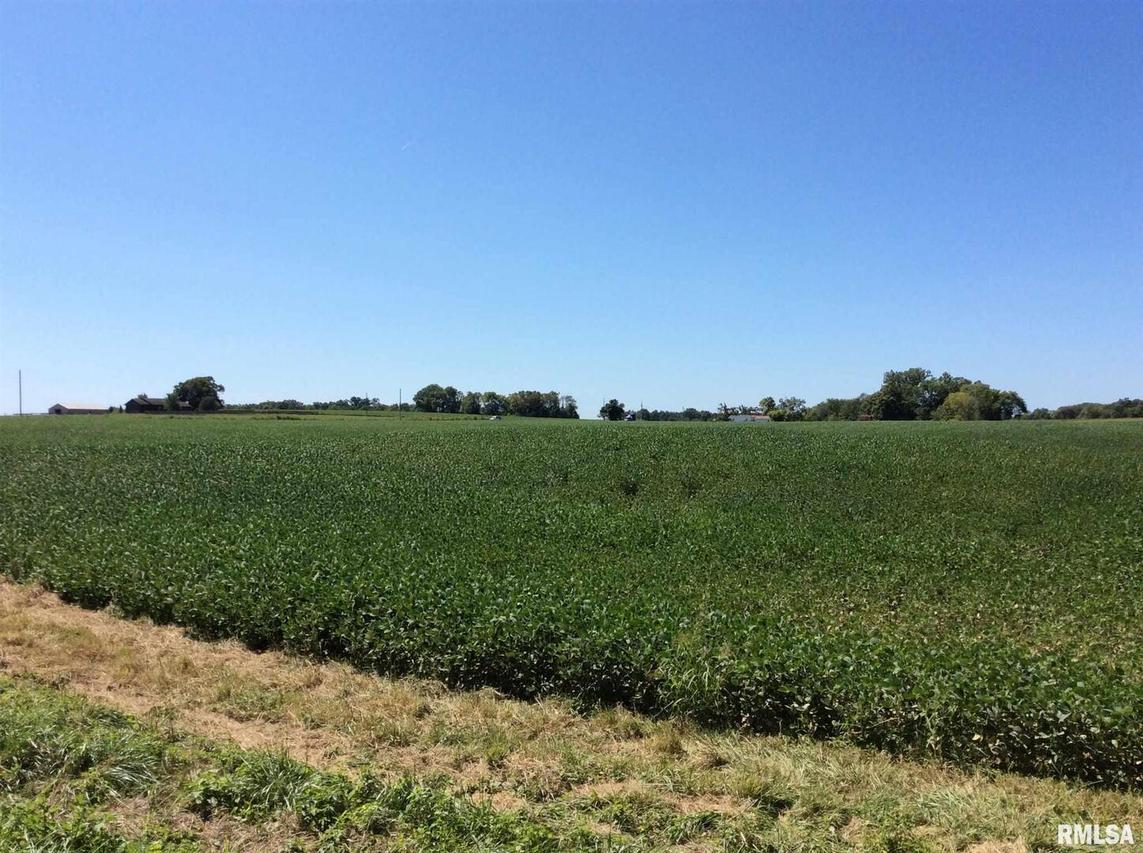 000 Walnut Hill Rd., Dix, IL 62830