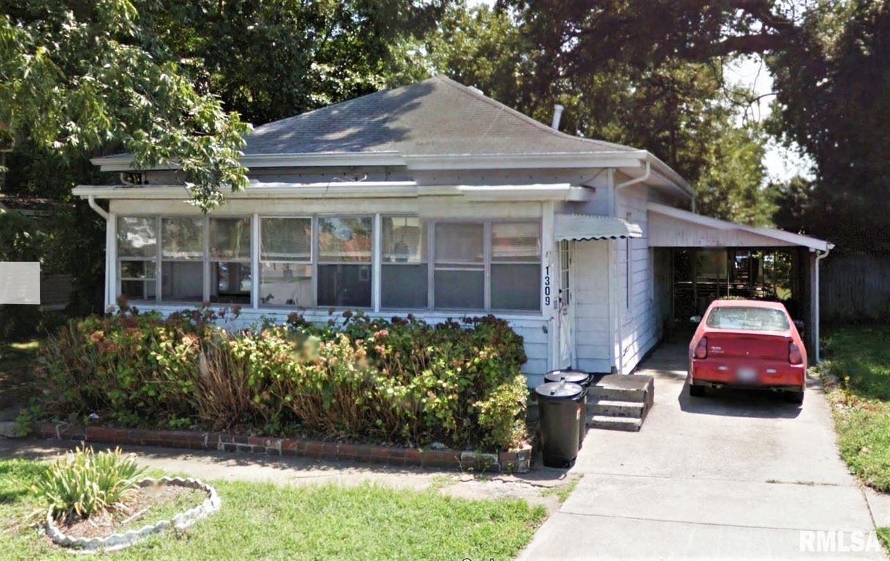1309 South St., Murphysboro, IL 62966
