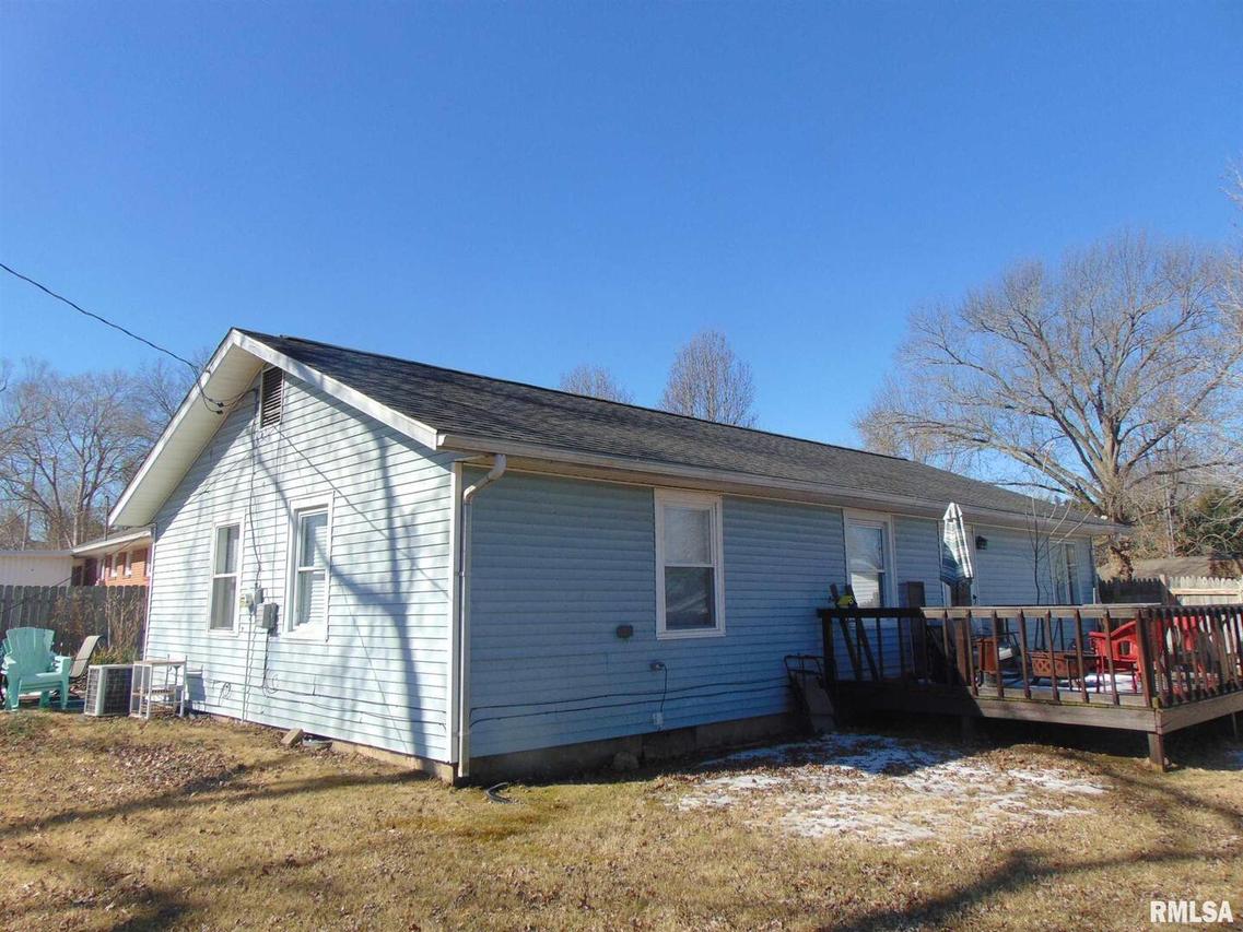 172 Circle Dr., Herrin, IL 62948