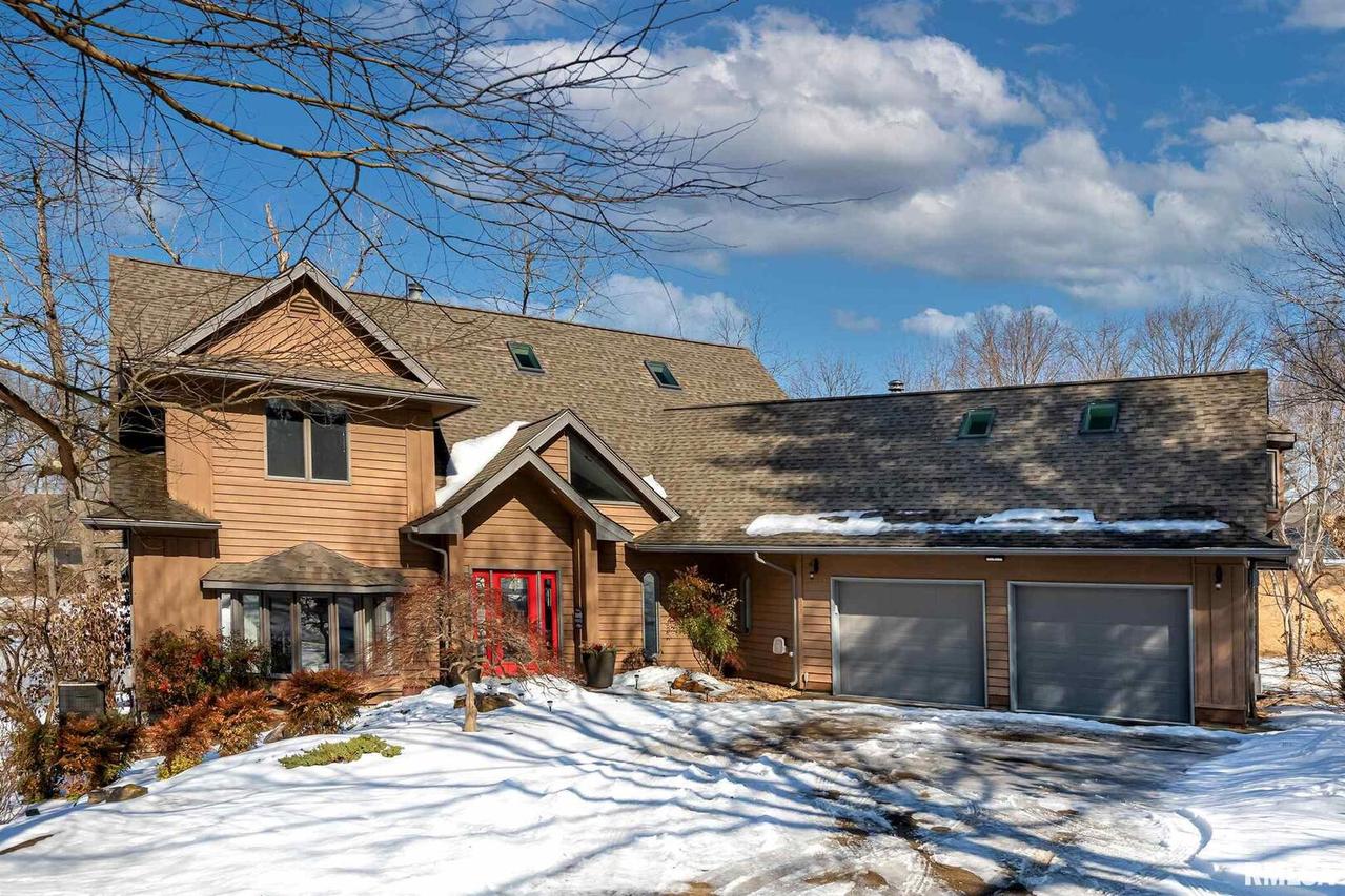 168 Lake Indian Hills Cir., Carbondale, IL 62902