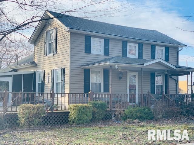 201 S 5th St., Elkville, IL 62932