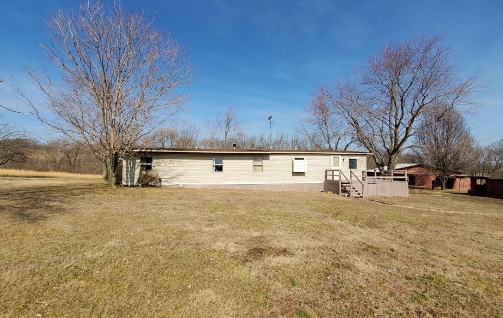 39 Racking Horse Ln., Murphysboro, IL 62966