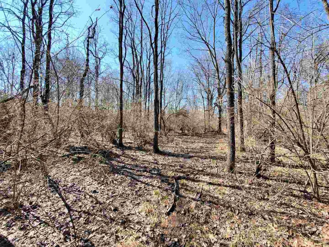 0000 E State Route 14, Mcleansboro, IL 62859