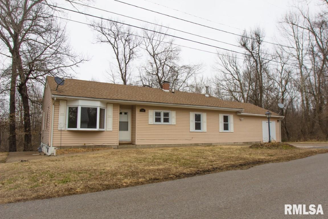 1300 W North St., Carbondale, IL 62901