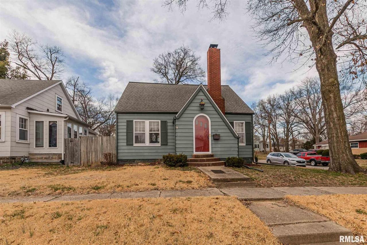 1802 Pace Ave., Mt Vernon, IL 62864