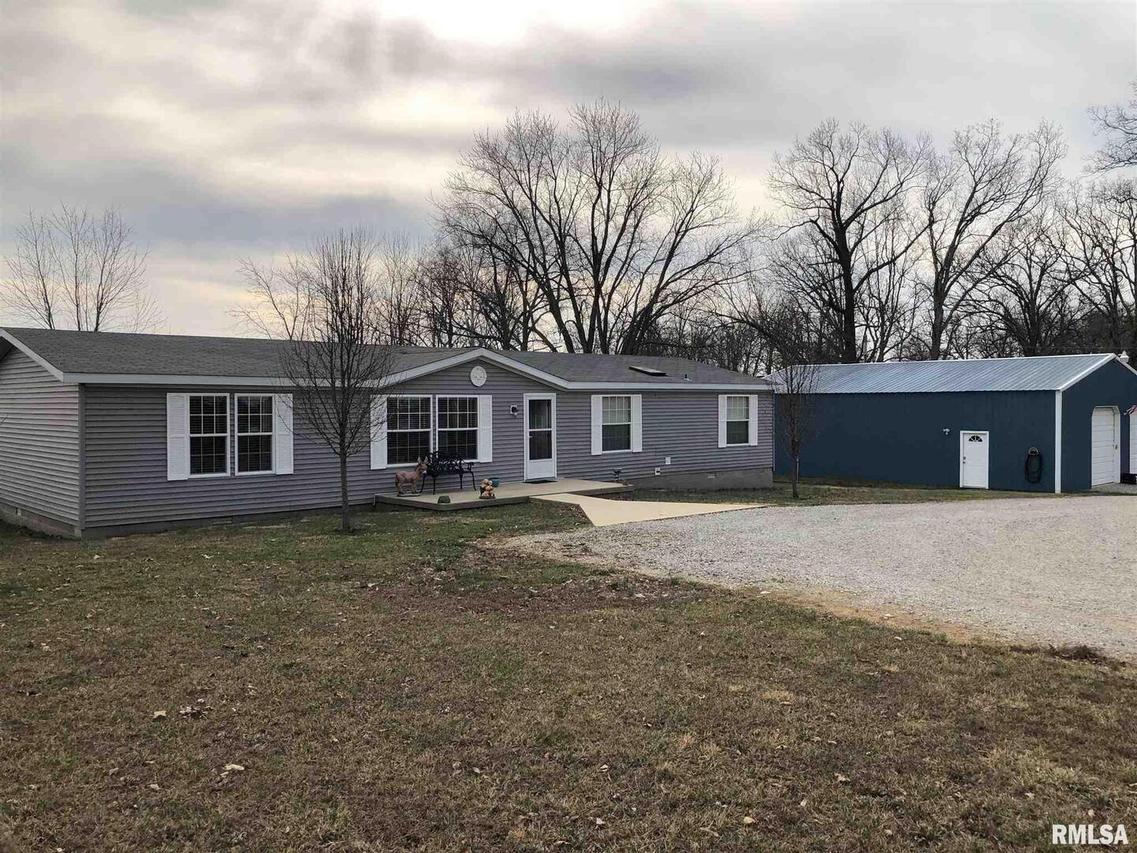 12018 N Lighthouse Ln., Opdyke, IL 62872