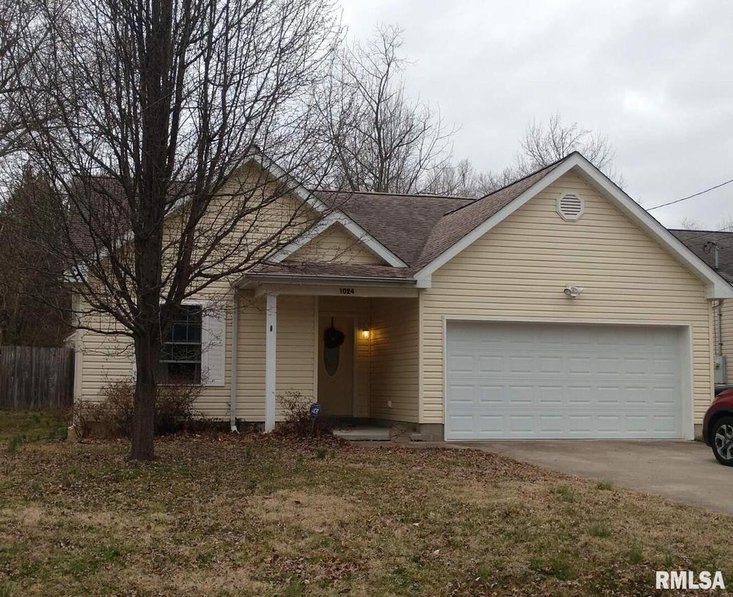 1024 N Carico St., Carbondale, IL 62901