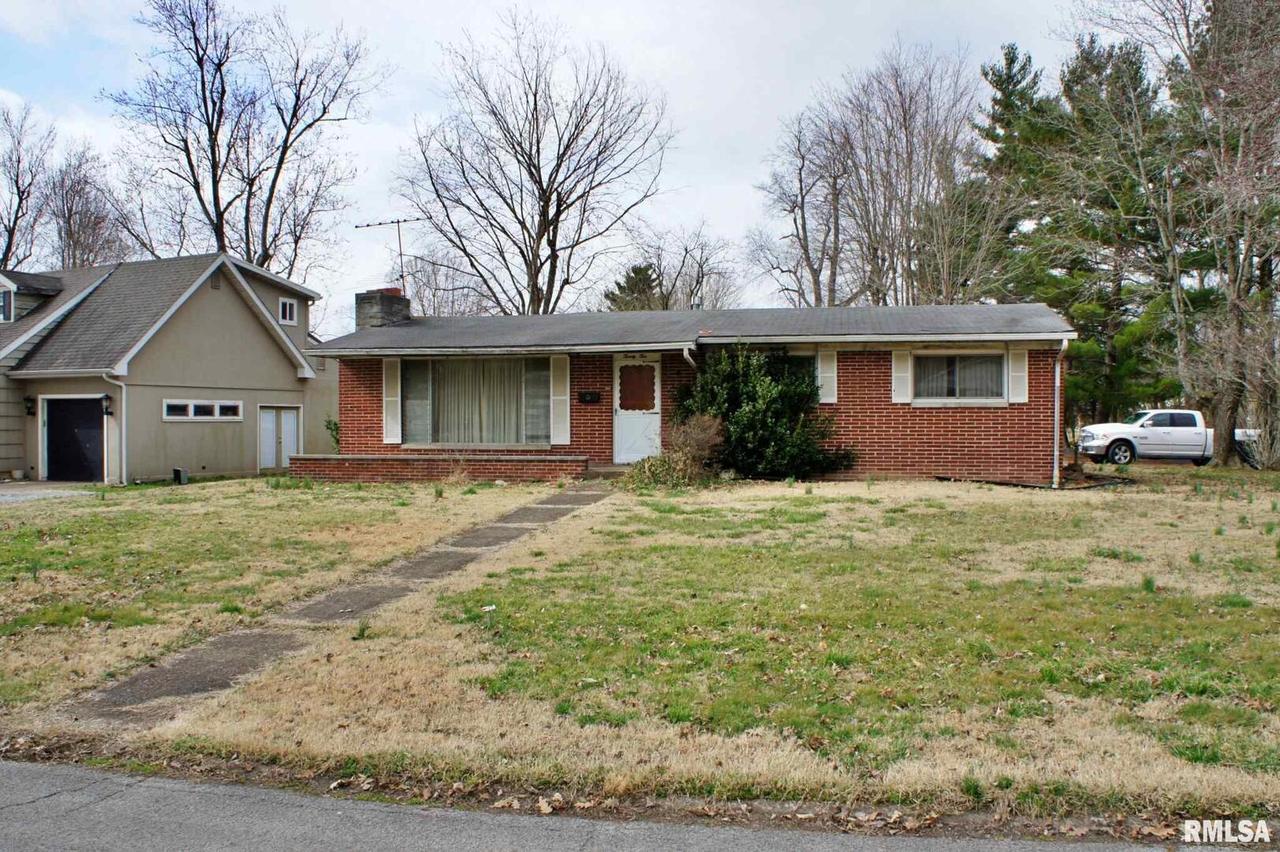 22 Marberry Dr., Metropolis, IL 62960