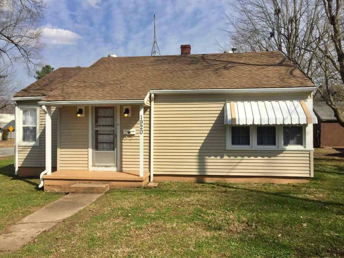 1920 Mccrary St., Metropolis, IL 62960