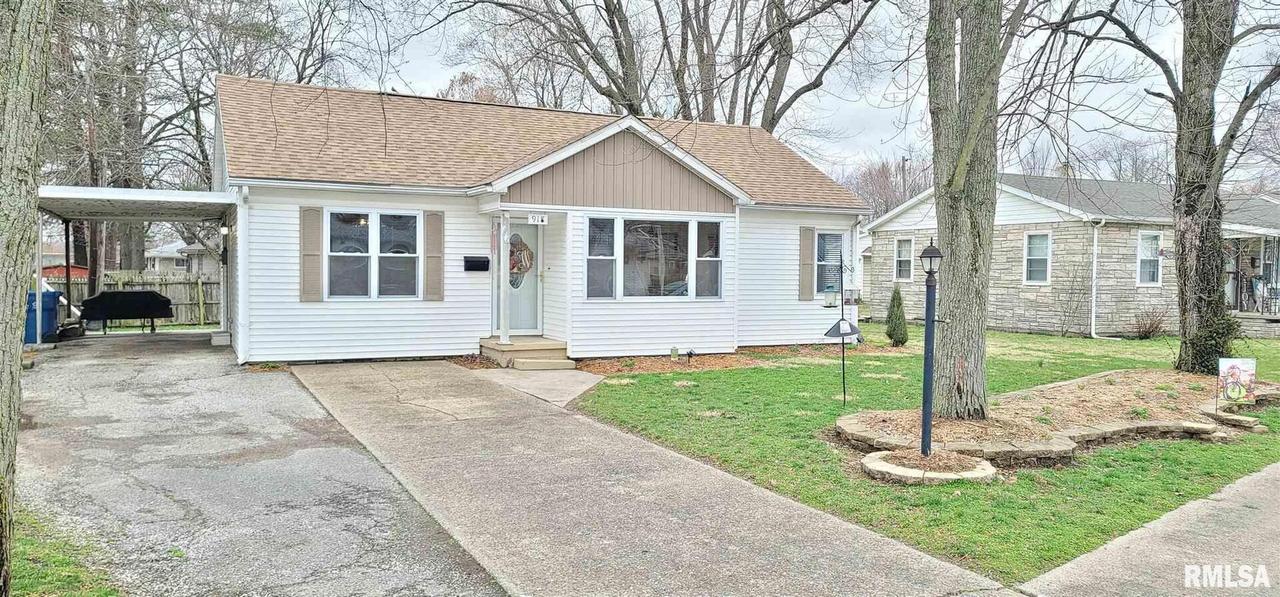 918 11th Ave., Mt Carmel, IL 62863