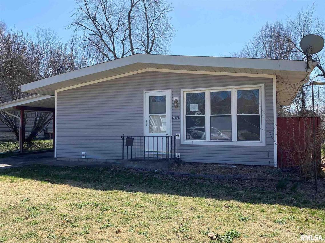 2127 Clay St., Murphysboro, IL 62966