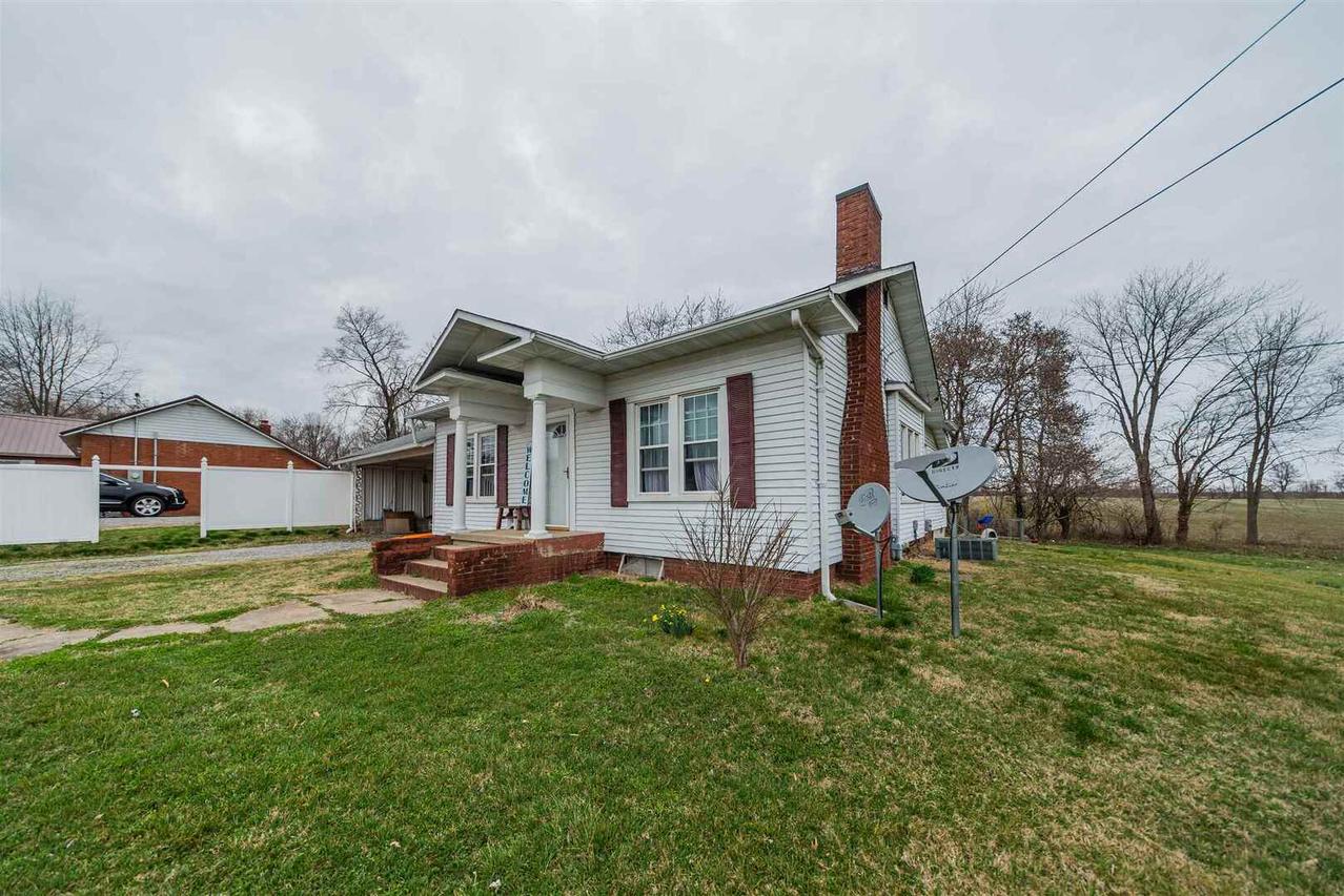 1121 E Fairfield Rd., Mt Vernon, IL 62864