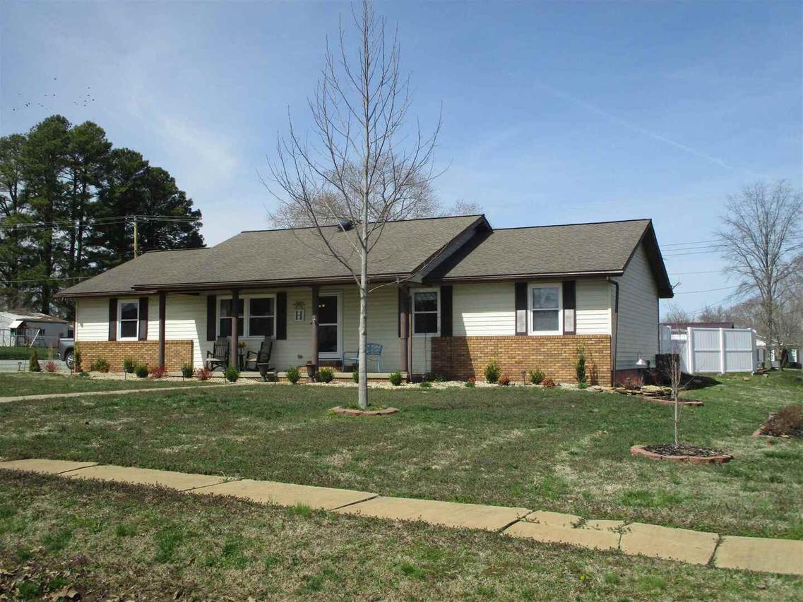 203 E Rea St., Valier, IL