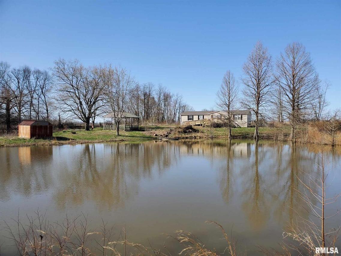 2080 Tyler Bridge Rd., Creal Springs, IL 62922