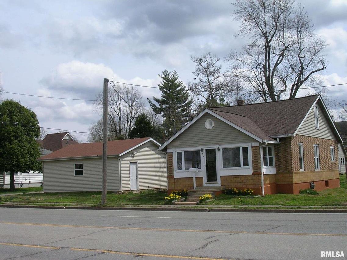 806 Ferry St., Metropolis, IL 62960
