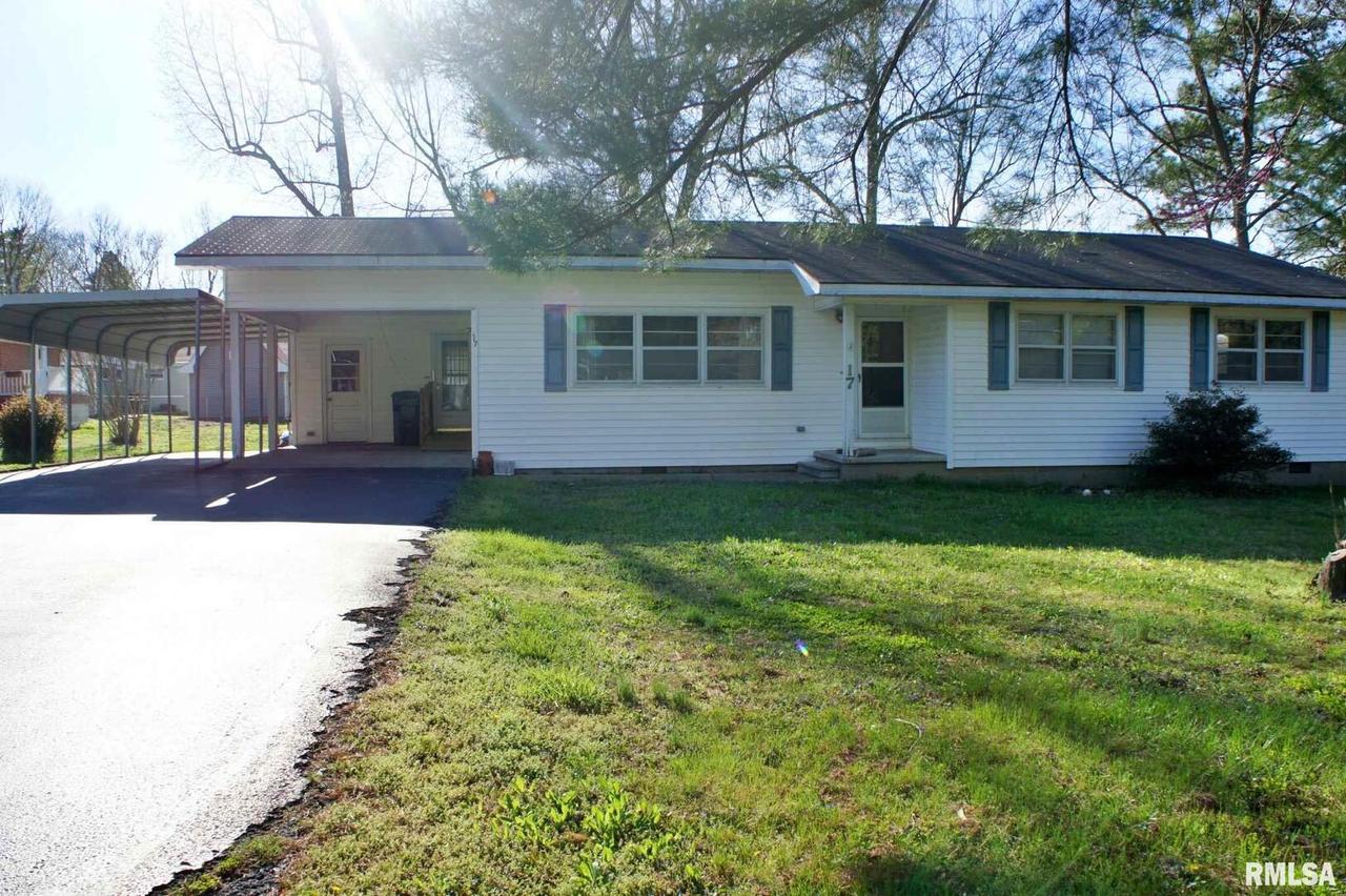 17 Adkins Dr., Metropolis, IL 62960