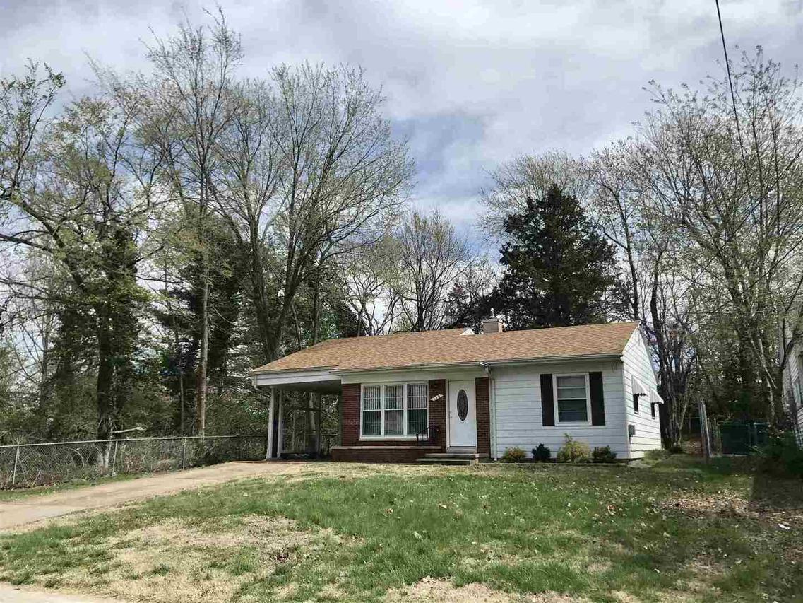 113 Brook Ln., Carbondale, IL 62959