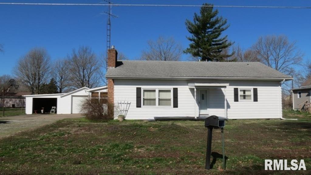 223 N Hickory St., Tamaroa, IL 62888