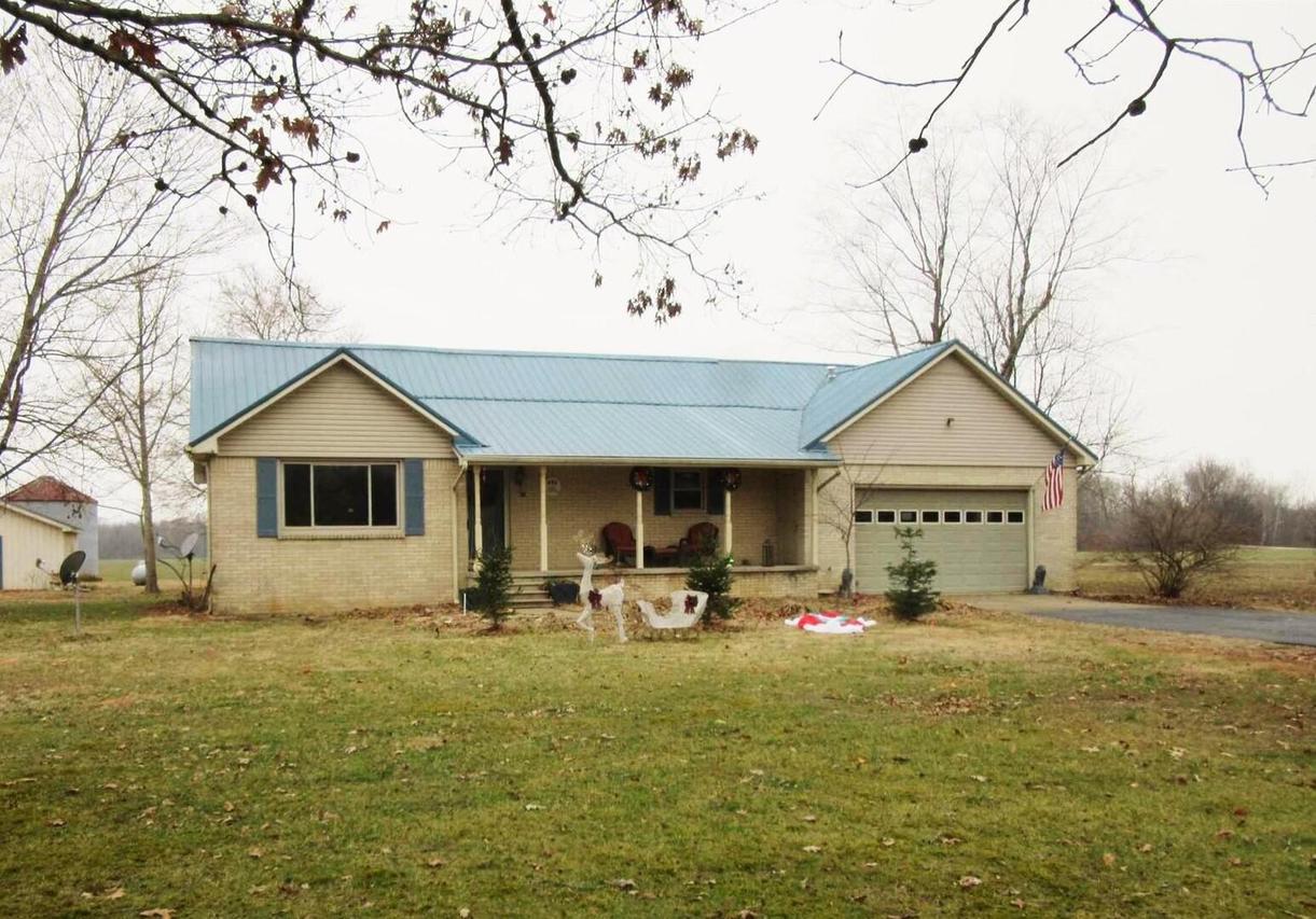 3243 Strawberry Rd., Brookport, IL 62910