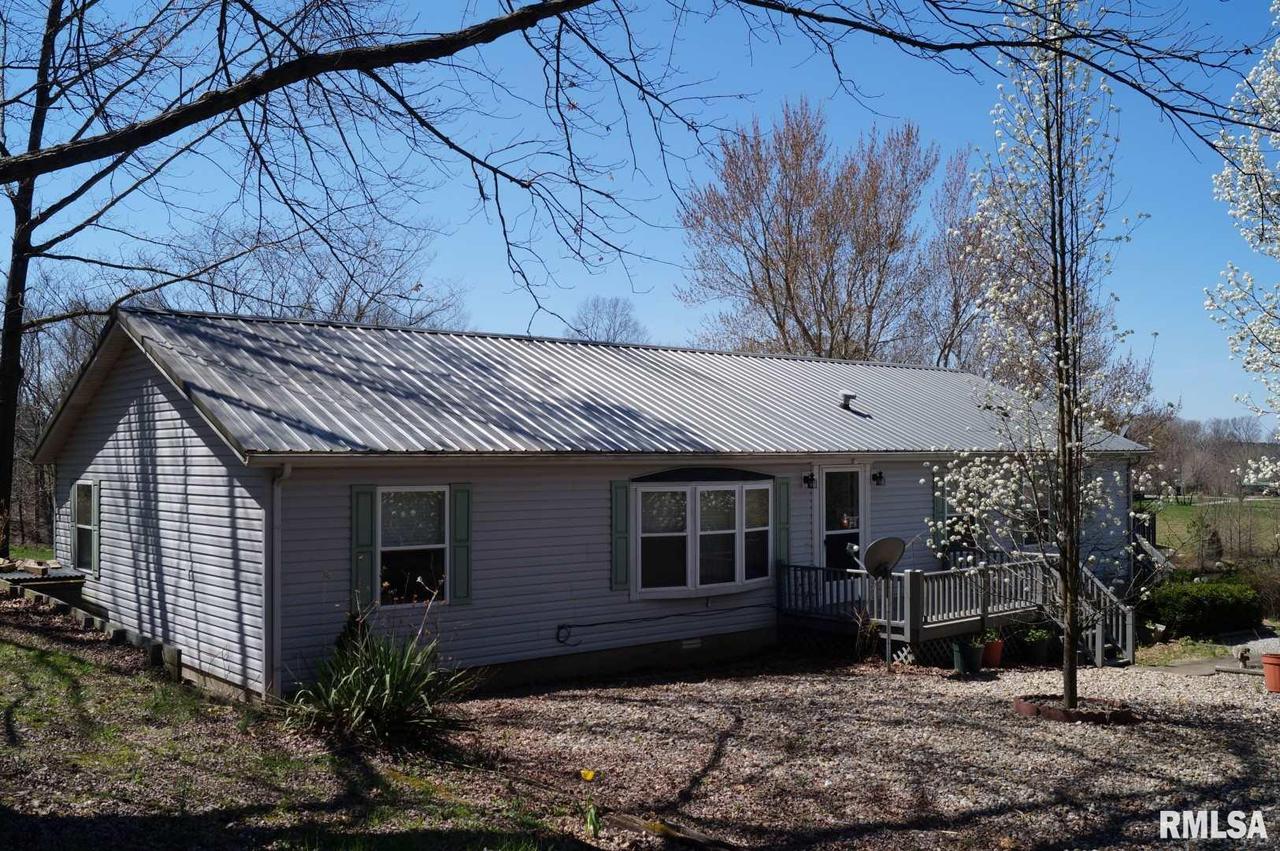 8957 Grassy Rd., Marion, IL 62959