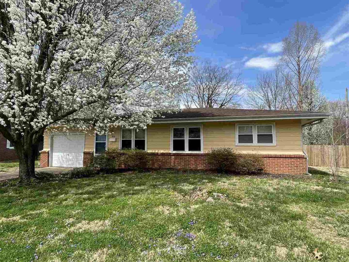 410 S Skyline Dr., Carbondale, IL 62901