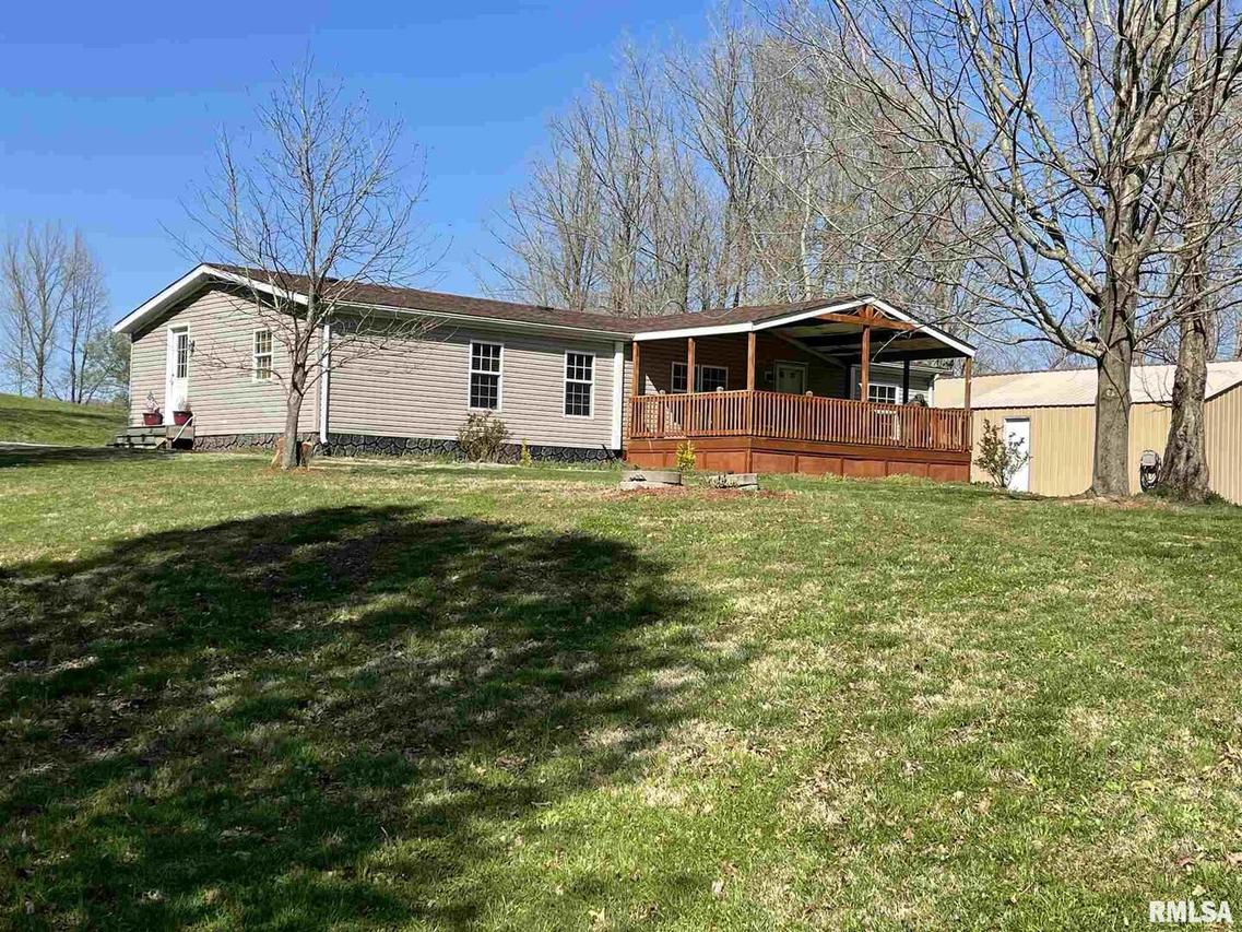 2040 State Pond Rd., Jonesboro, IL