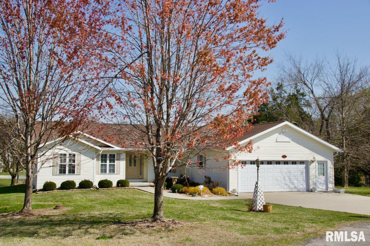 885 N Norwest Ln., Carbondale, IL 62901