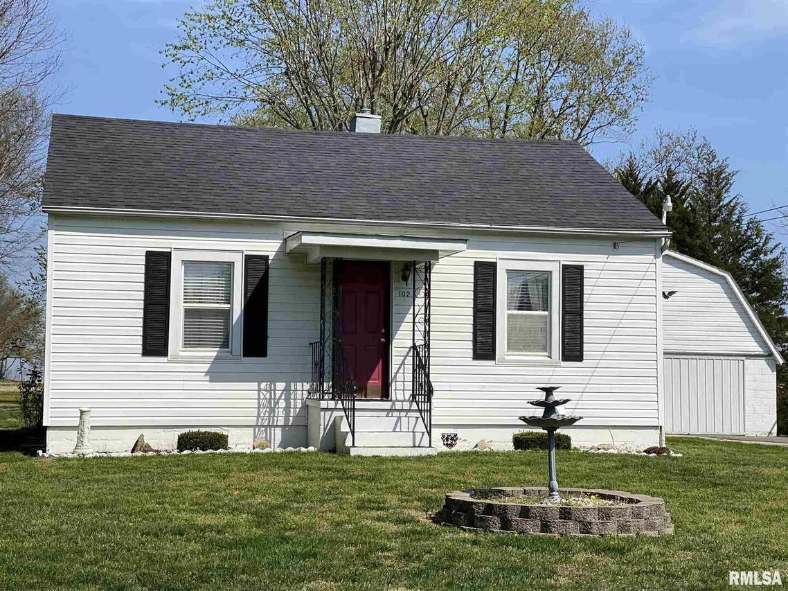 102 Liebengood Rd., Mt Vernon, IL 62864