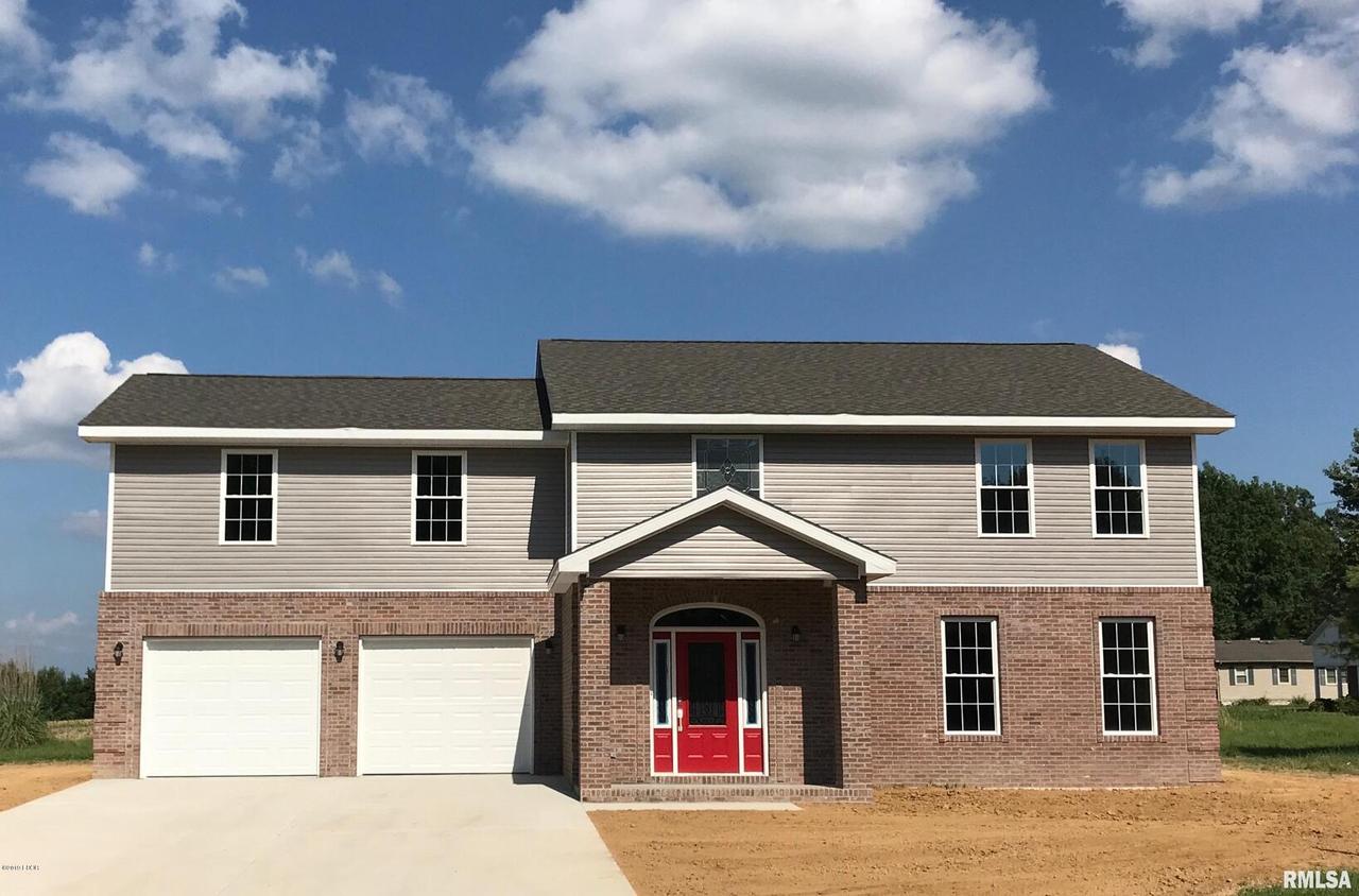 704 Legacy Dr., Herrin, IL 62948