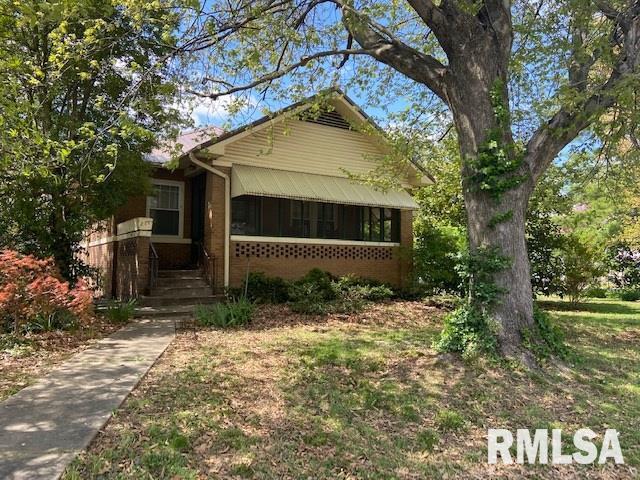 217 N Maple St., Benton, IL 62812