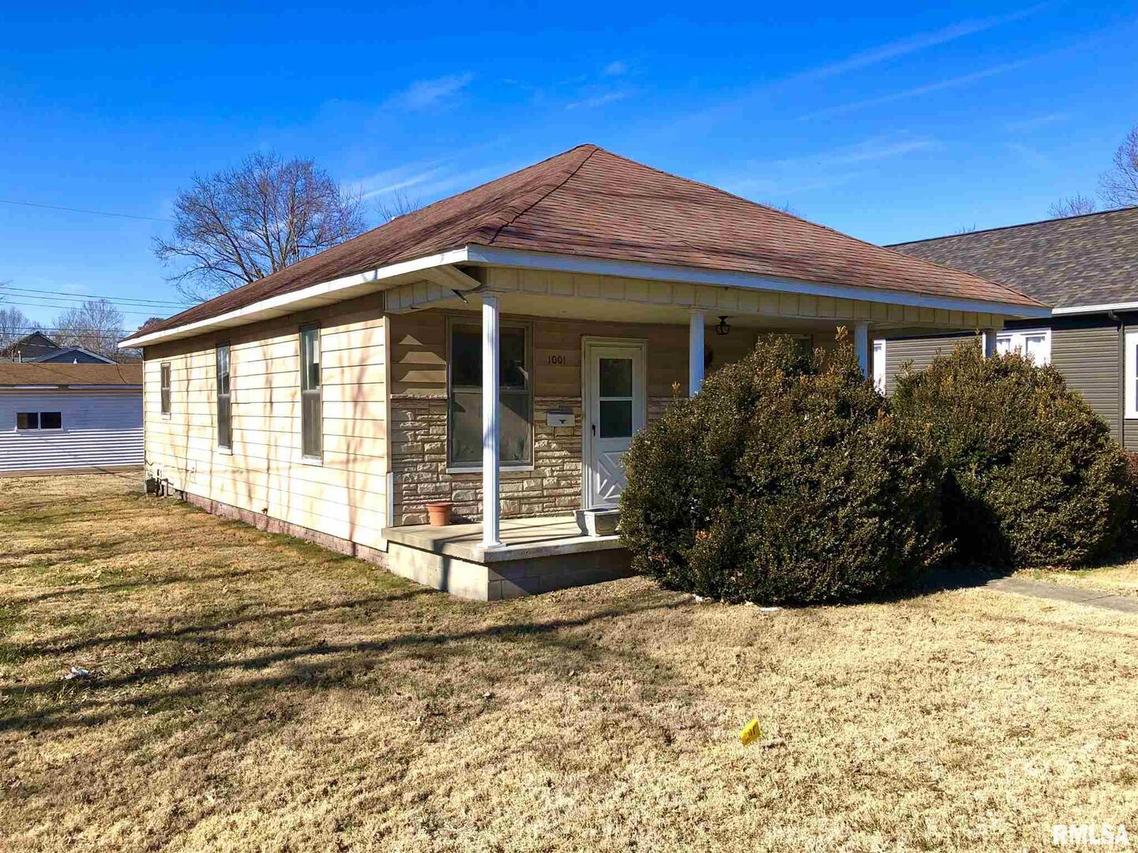 1001 N 13th St., Herrin, IL 62948