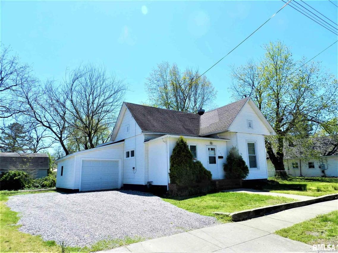 903 W White St., Marion, IL 62959