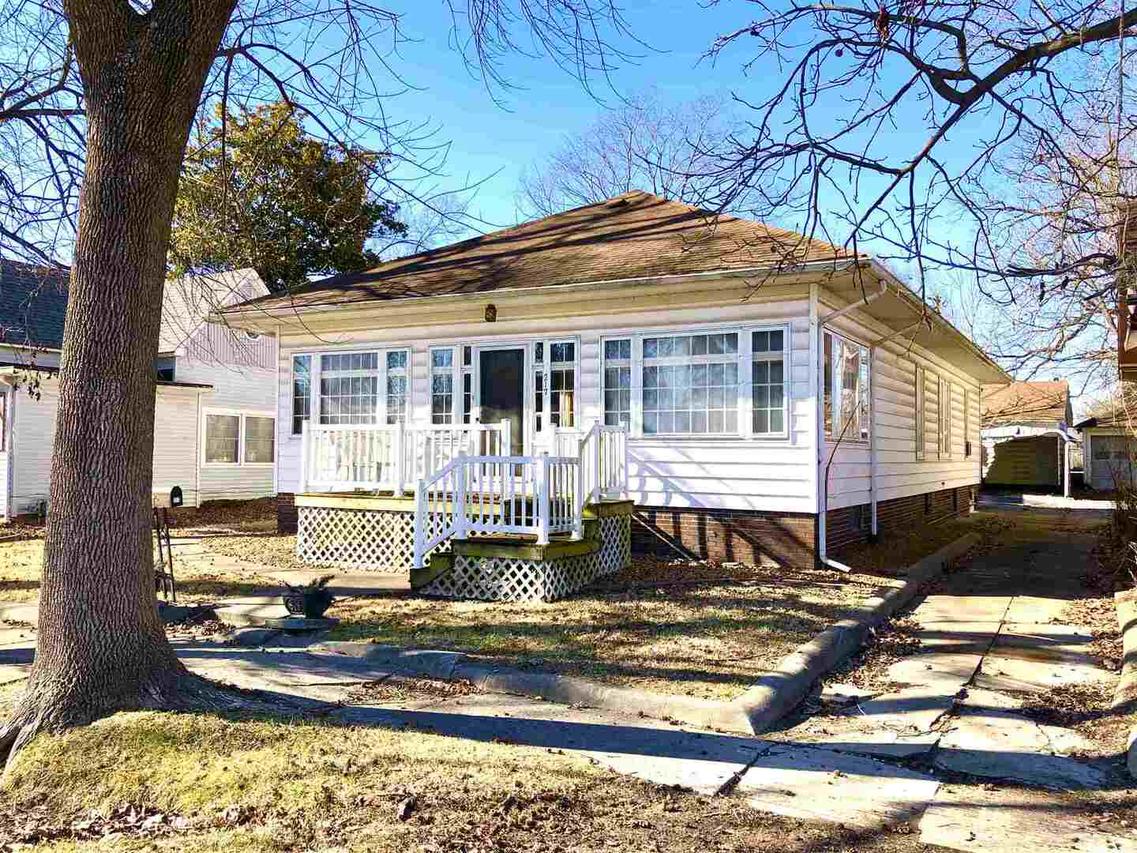 217 S 18th St., Herrin, IL 62948