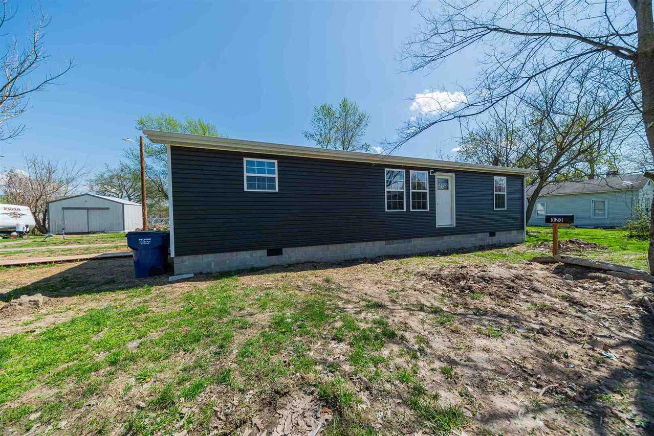 320 Walnut St., Zeigler, IL 62999