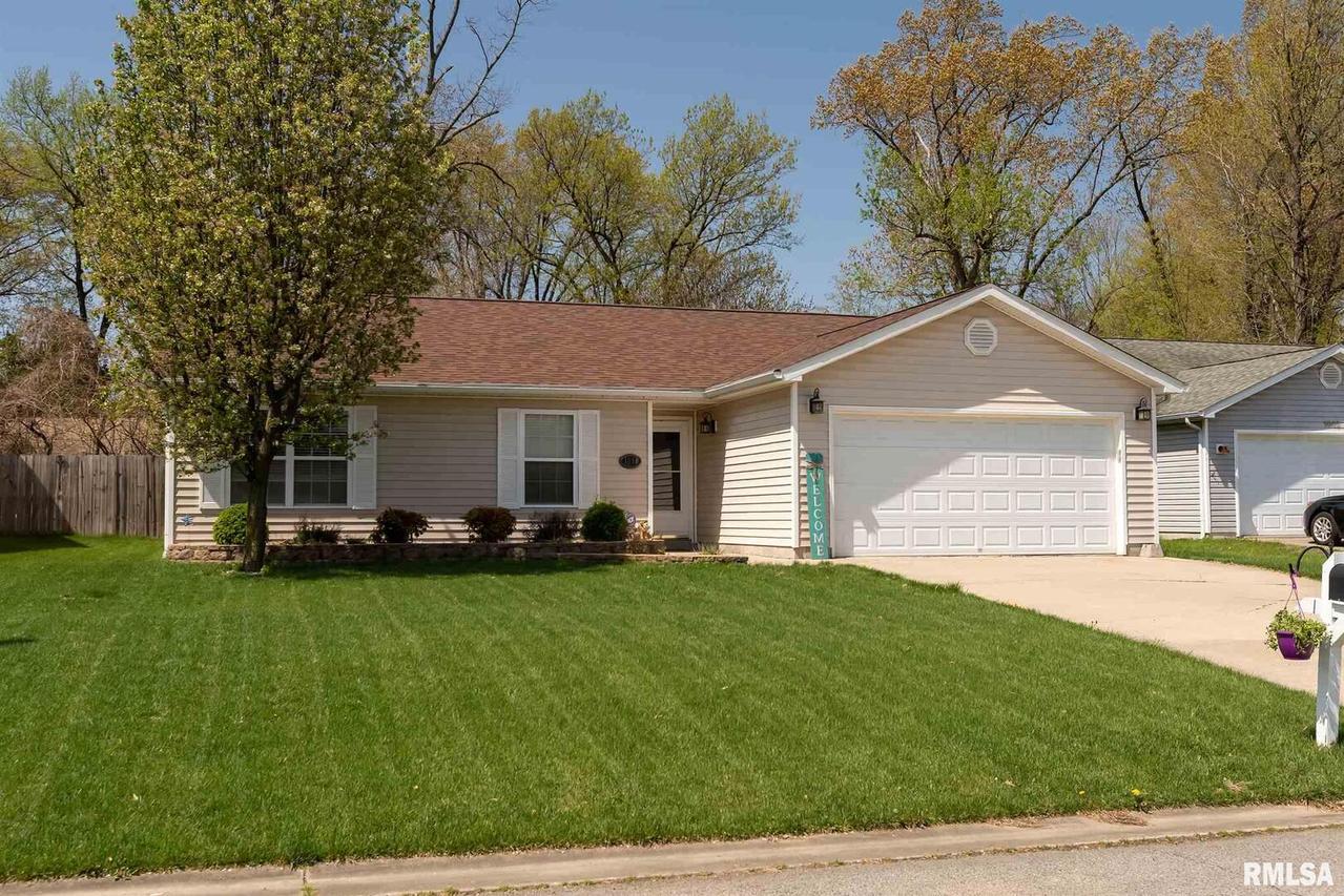 1030 N Springer St., Carbondale, IL 62901