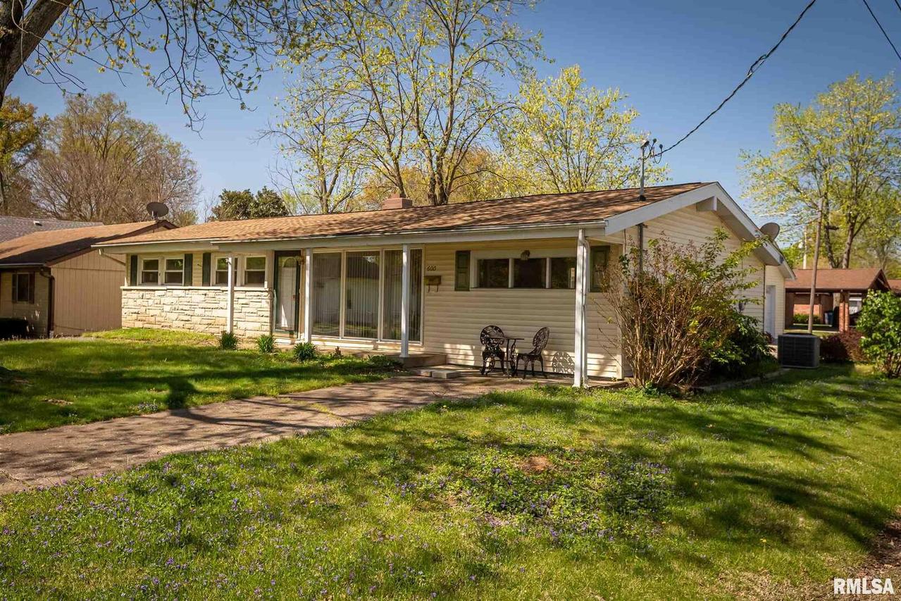 600 S Aikman St., Marion, IL 62959