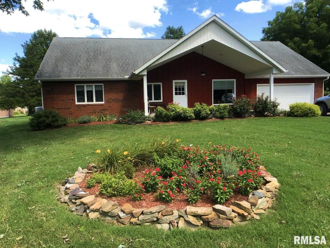 23 Pamela Pl., Murphysboro, IL 62966