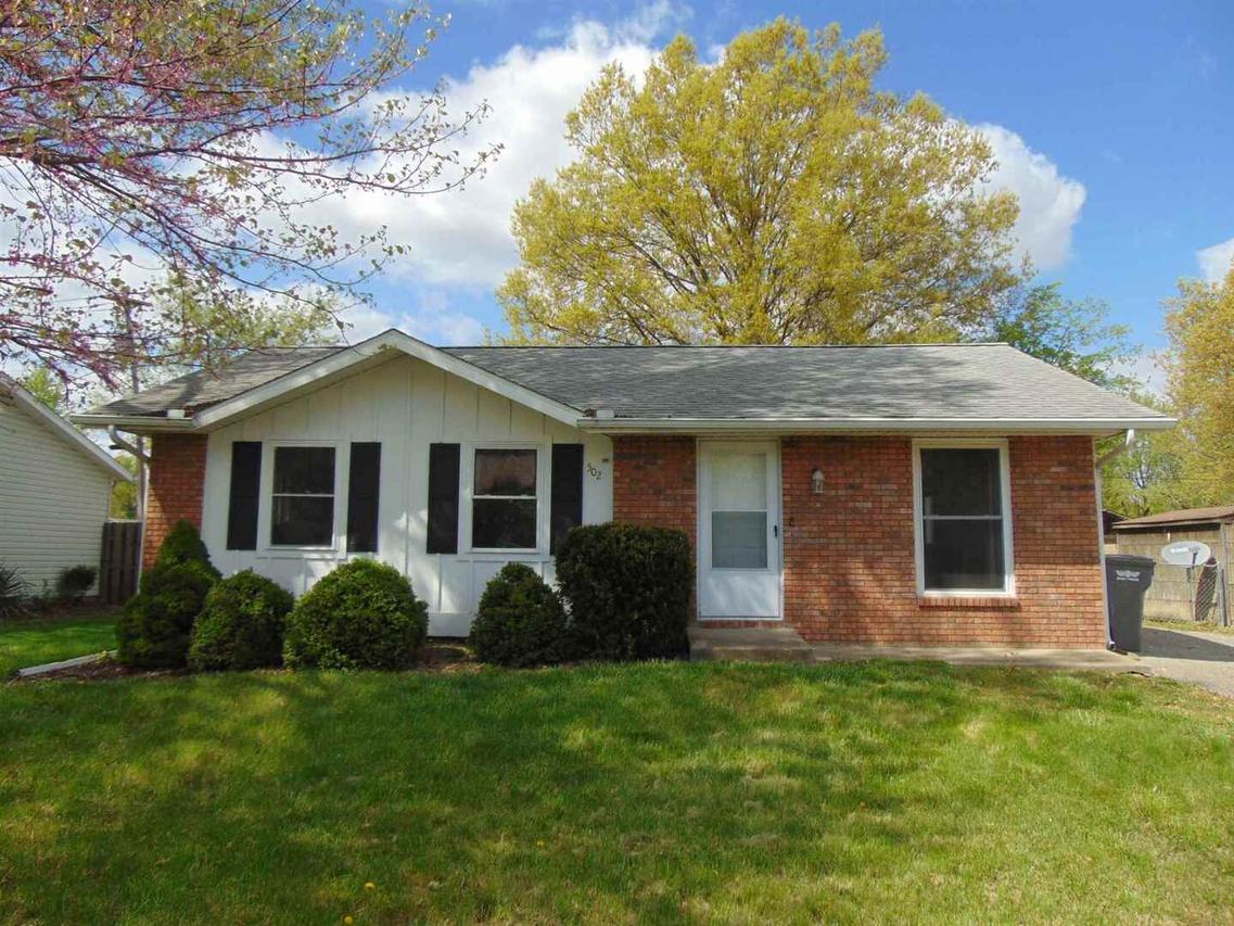 502 Timothy Ln., Carterville, IL 62918