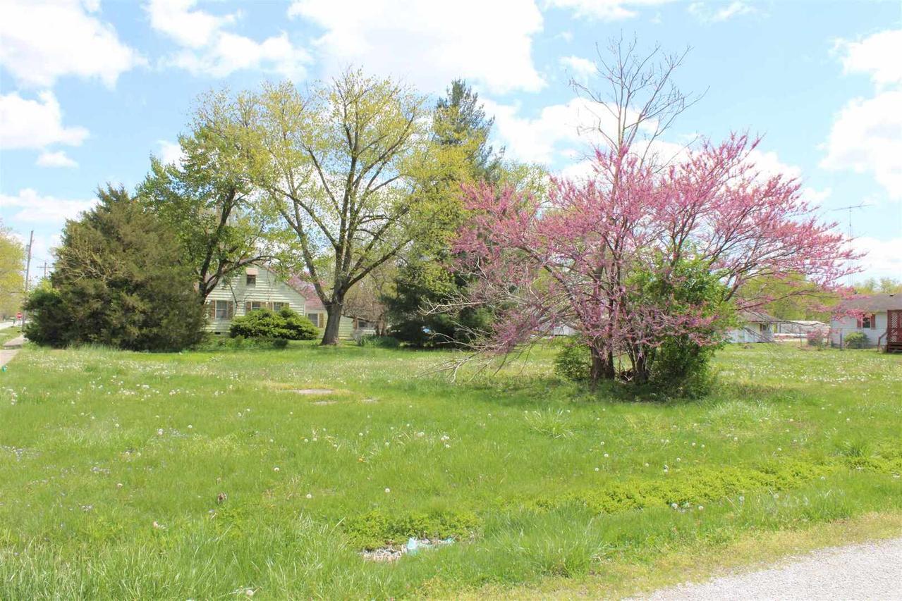 500 Thomas St., Iuka, IL 62849