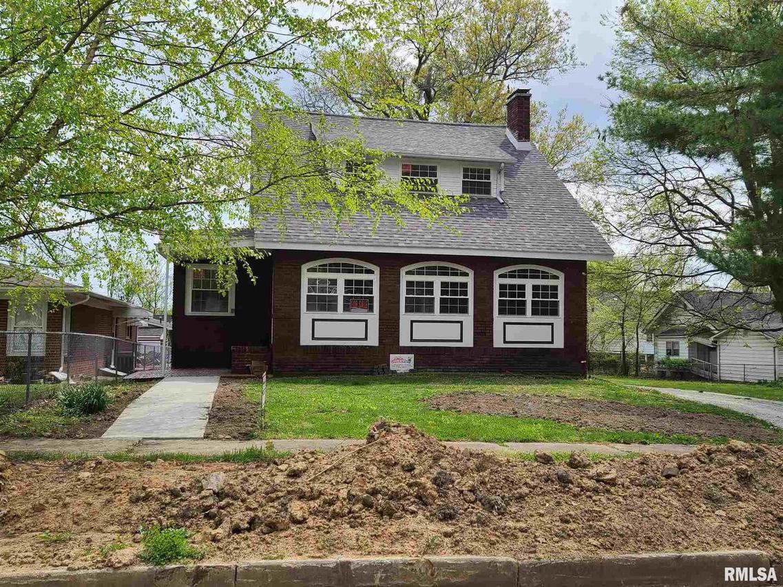 305 W Church St., Harrisburg, IL 62946