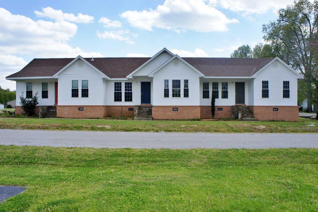 608 Pell Rd., Brookport, IL 62910