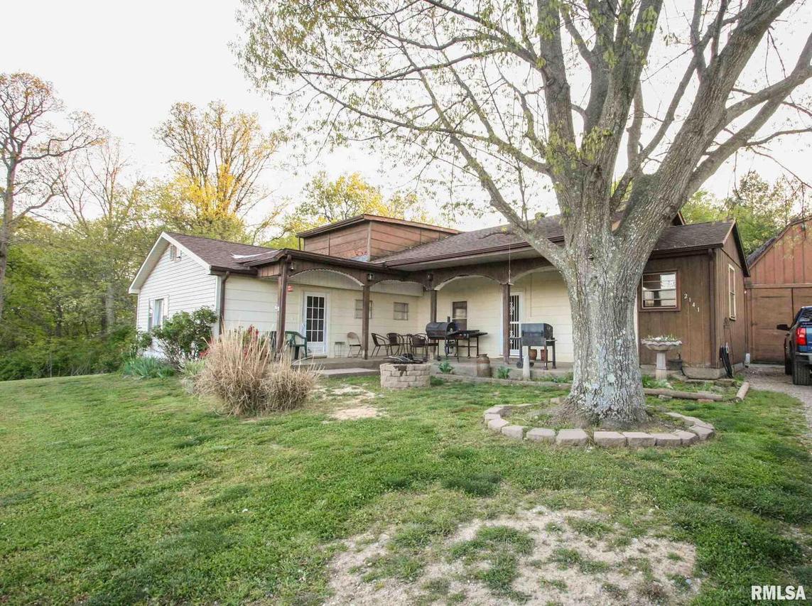 2141 County Rd 950 E Rd., Carmi, IL 62821