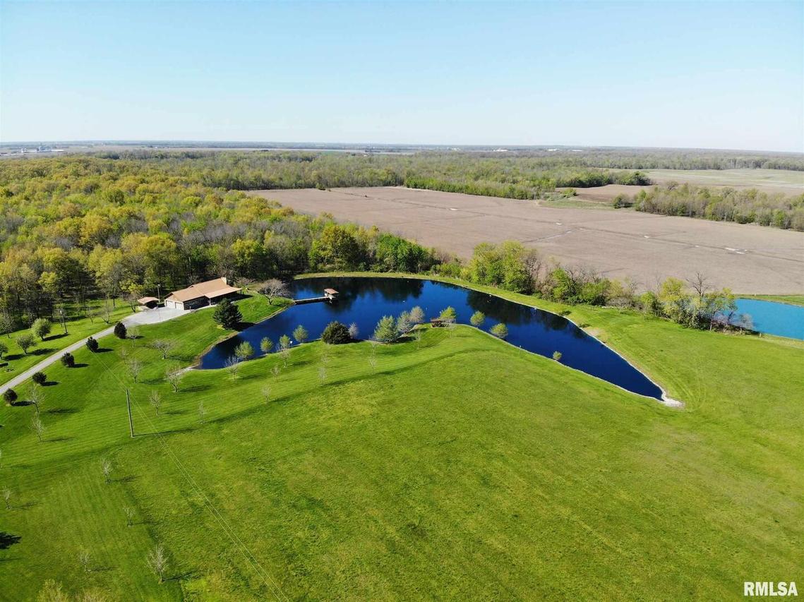 6588 Greenwood Rd., Centralia, IL 62801