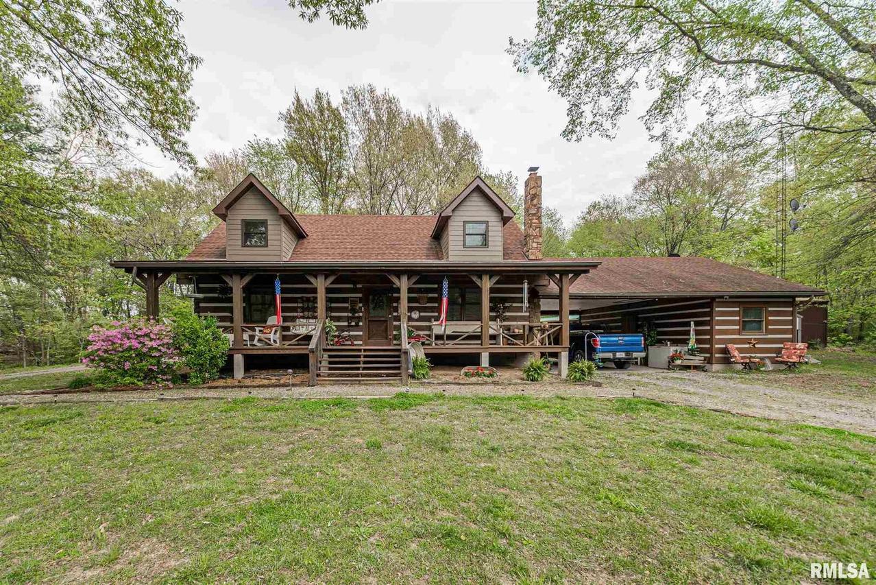 7360 Grammer Rd., Sesser, IL 62884